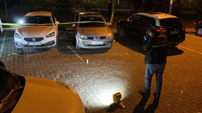 Sağlık çalışanı evinin önünde öldürüldü -5