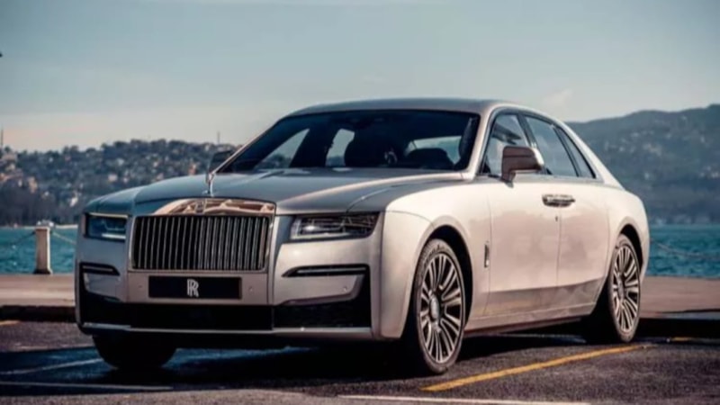 Rolls-Royce, 2022 yılında en yüksek satış rakamına ulaştı