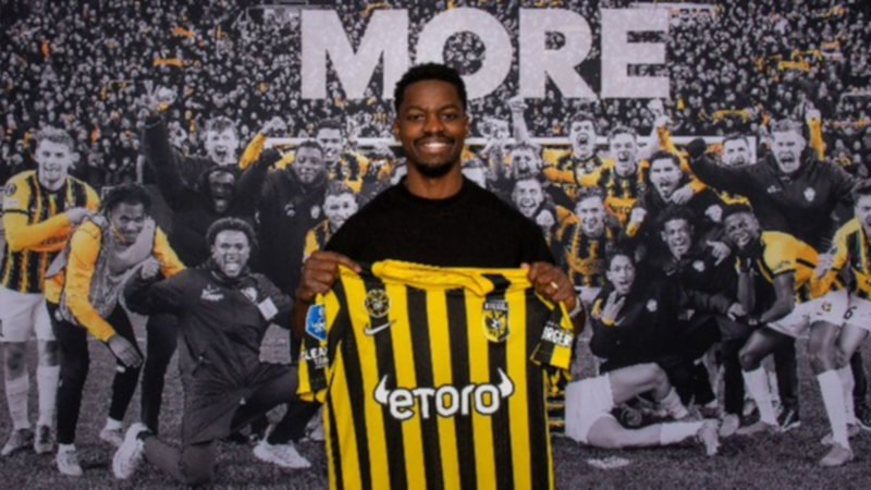 Phillip Cocu, eski Beşiktaşlı Isimat-Mirin'i transfer etti