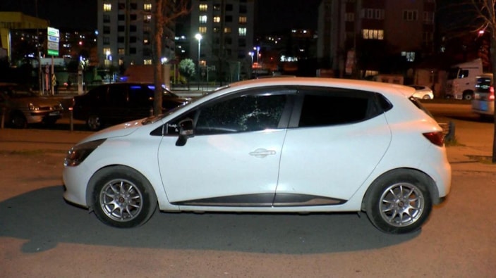 Bahçelievler'de sokak ortasında silahlı çatışma; ev ve otomobildekiler ölümden döndü -2