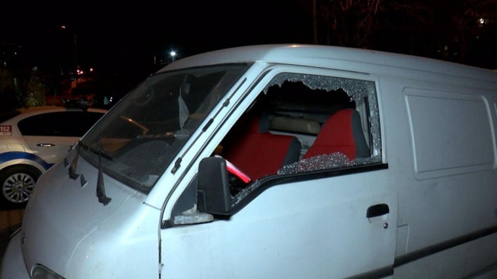 Bahçelievler'de sokak ortasında silahlı çatışma; ev ve otomobildekiler ölümden döndü -5