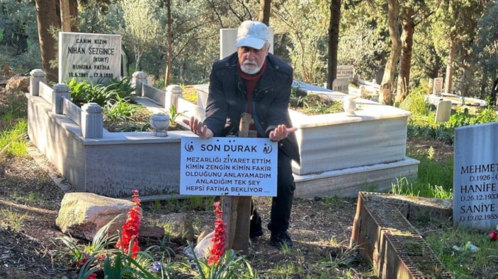Bursa'da kendi yaptırdığı mezarını her gün suluyor 