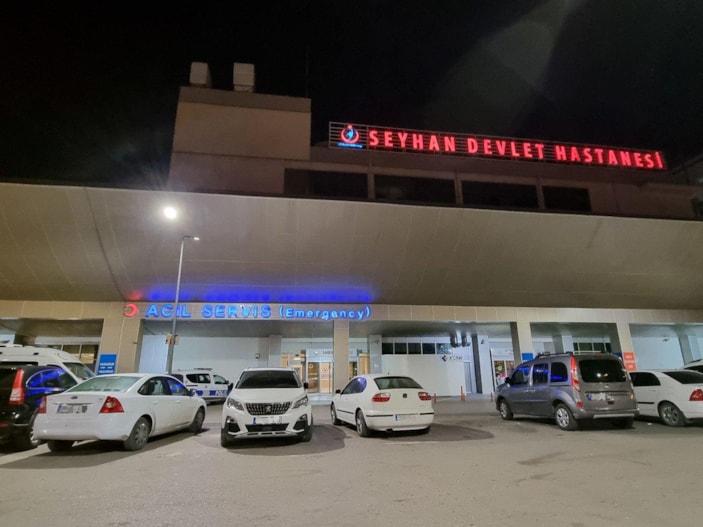 Adana'da kendisini döven kişiye kurşun yağdırıp kaçtı 