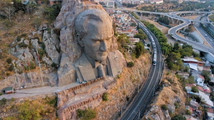 Dünyanın en büyük heykelleri 