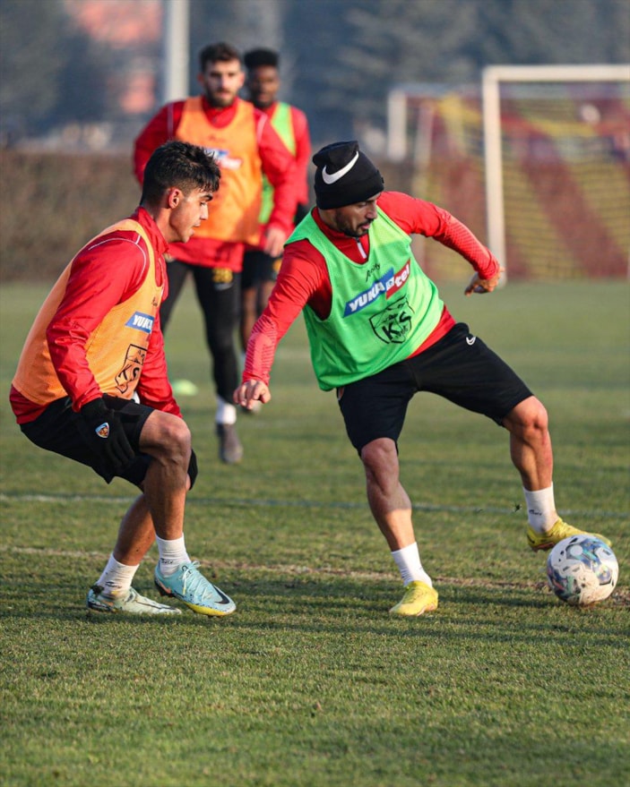 Kayserispor, Sivasspor maçının saatinin değişmesini istiyor