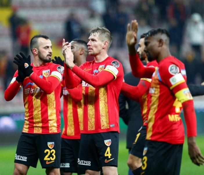 Kayserispor, Sivasspor maçının saatinin değişmesini istiyor
