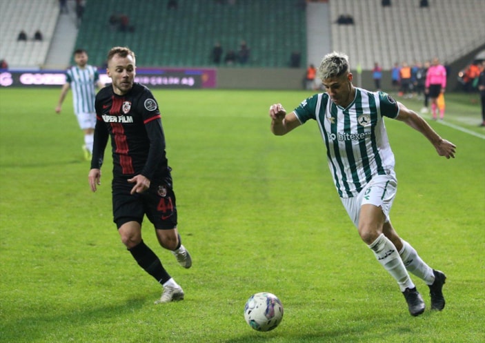 Alexandru Maxim, 36 maç sonra takımını yalnız bıraktı