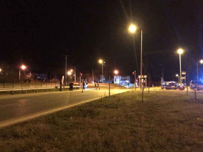 Otomobilin yaya geçidinde çarptığı kadın öldü -2