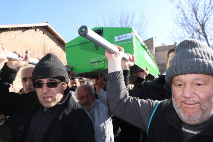 Pandemi döneminde fedakarca çalışan kadın doktor hayatını kaybetti