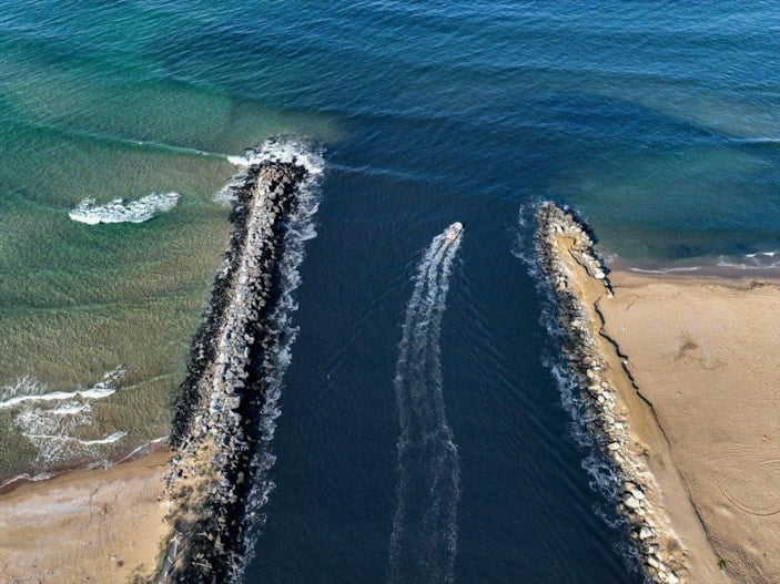 Riva Deresi'ndeki kirlilik, mahalle sakinlerini bezdirdi