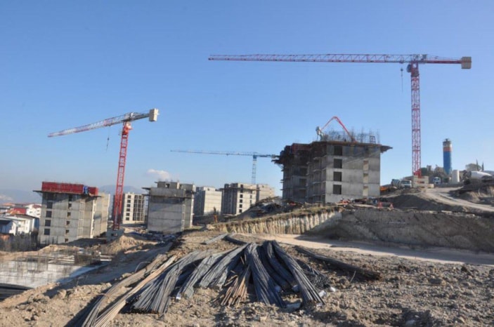 Bursa'da TOKİ inşaatı hızla yükseliyor