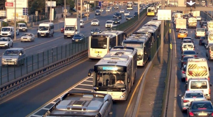 CHP belediyelerde toplu ulaşım çift hane sınırında