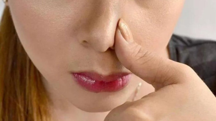 Gereksiz ilaçlara para harcamayın! Bu yöntemle baş ağrısına 