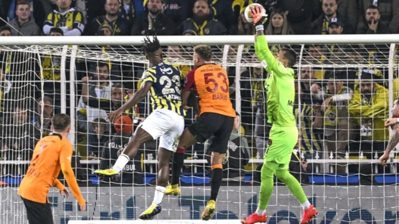 Muslera: Hatayspor maçı Fenerbahçe maçından daha zor olacak