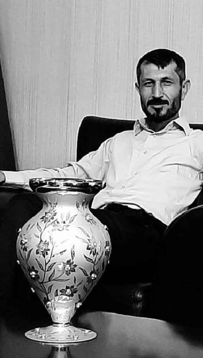 Babasını öldüren 15 yaşındaki kızın 'indirimli' cezası onandı -3