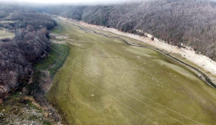 İstanbul kurudu: 2 barajın doluluk oranı yüzde 5'in altında