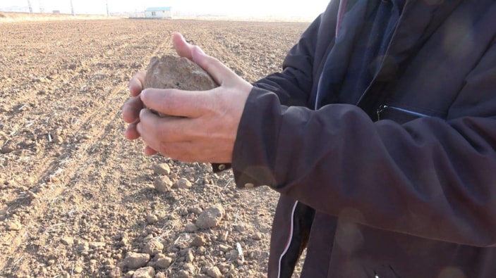 Kırıkkale'de şiddetli kuraklık toprağı kuruttu