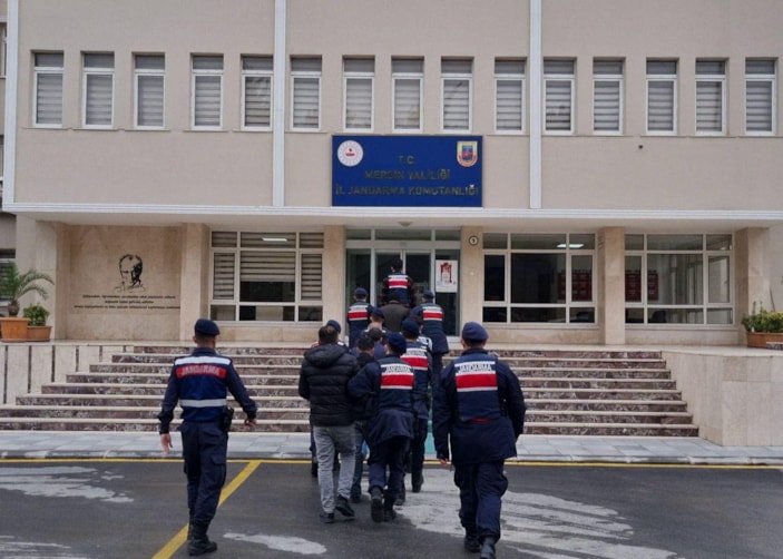 Mersin'de göçmen kaçakçılığı operasyonu: 6 gözaltı -1