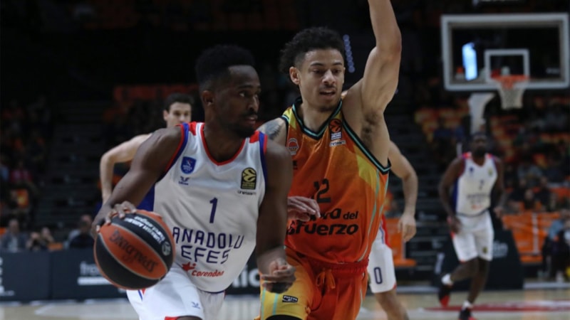 Anadolu Efes, Euroleague'de Valencia'ya yenildi