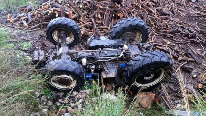 Datça'da traktörün altında kalıp hipotermi geçirdi