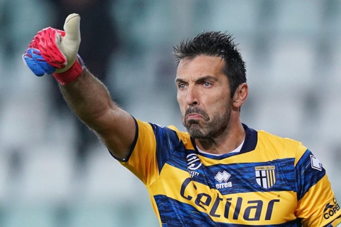 Buffon, performansıyla yıllara meydan okuyor