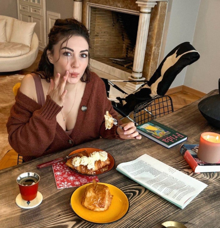 Burcu Özberk'in yeni dizisi