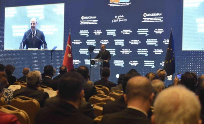 Mustafa Varank: Anayasa Mahkememiz karar vermiş değil