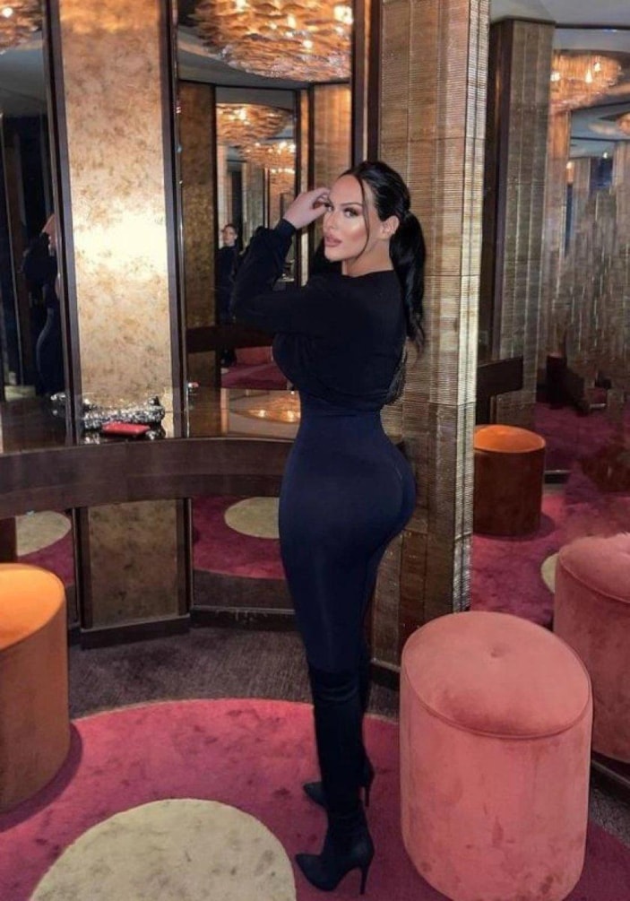 Kısmetse Olur Yaren'in takma poposu düştü