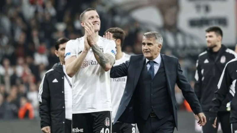 Şenol Güneş'ten Wout Weghorst'a sitem