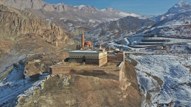 Ziyaretçi rekoru kıran İshak Paşa Sarayı restore edilecek