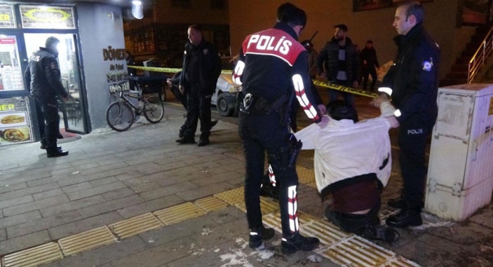 Kendilerini bıçaklayanı bir yıl sonra vurdular -4