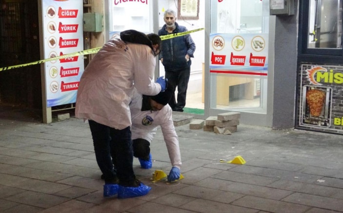 Kendilerini bıçaklayanı bir yıl sonra vurdular -8