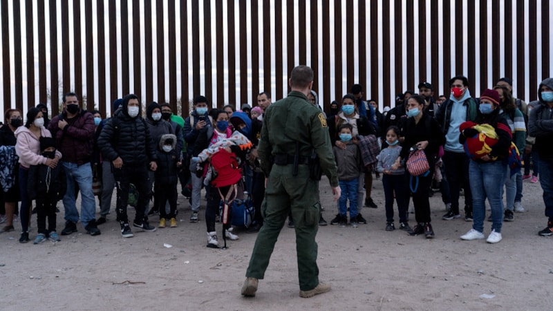 Eric Adams: Artan sayıda sığınmacı, New York'u uçuruma sürüklüyor