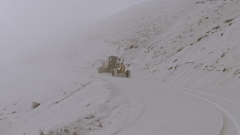 Elazığ’da kardan kapanan 84 köy yoluna ulaşılamıyor