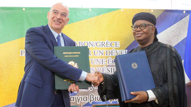 Yunan gazetesi: Nikos Dendias, Türkiye'nin Afrika'daki varlığına karşı tura çıktı