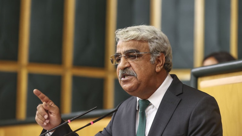 HDP'den AYM'ye kapatma başvurusu