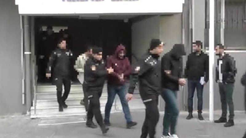 İzmir’de uyuşturucu operasyonu: 110 tutuklama