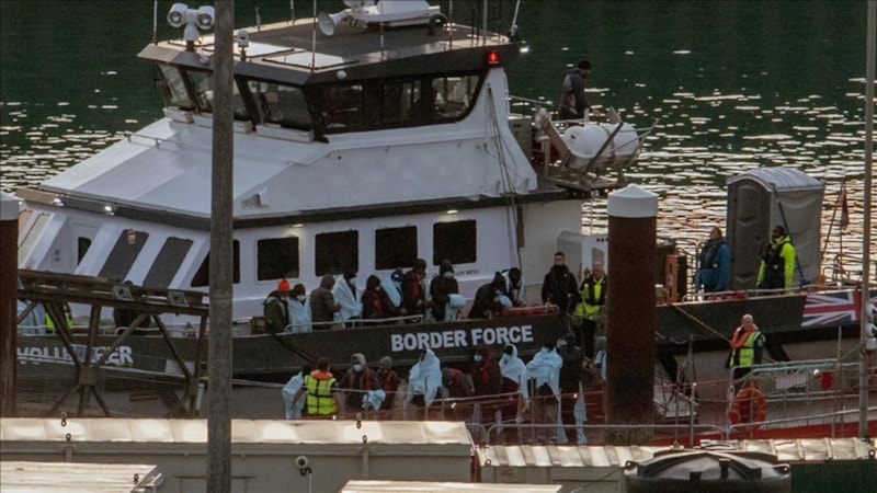 İngiltere'de göçmenlerin Ruanda'ya gönderilmesi kararına yapılan itiraz kabul edildi