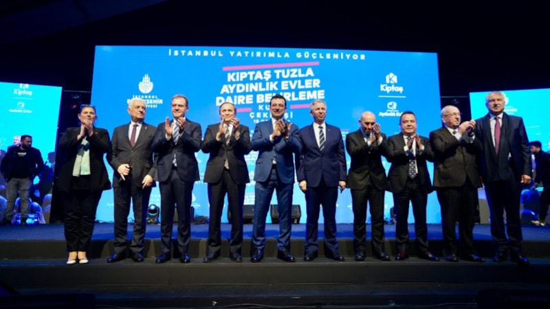 CHP'li büyükşehir belediye başkanları İstanbul'da buluştu