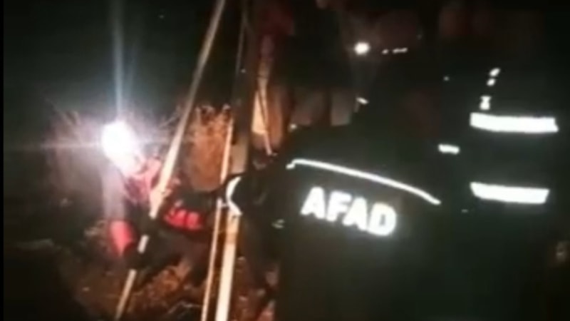 Niğde'de arkadaşıyla gezerken bir anda kuyuya düştü