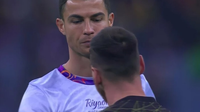 Cristiano Ronaldo ve Lionel Messi sosyal medyada birbirlerini paylaştı
