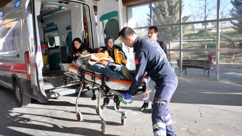 Karaman'da yolda yürüyen adam silahlı saldırıya uğradı