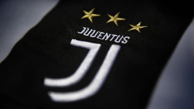 Juventus'a 15 puan silme cezası verildi