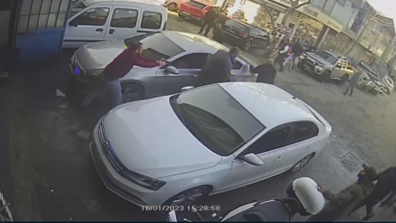 Ümraniye’deki oto sanayide çıkan silahlı saldırıya ait yeni görüntüler ortaya çıktı