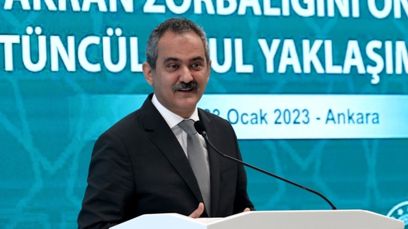 Mahmut Özer: Öğretmen atamalarında rehber öğretmenlere öncelik vereceğiz