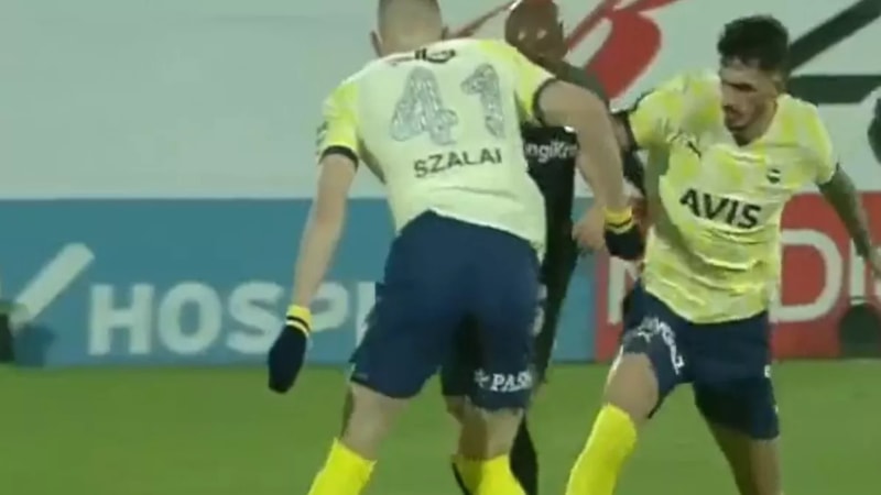 Ümraniyespor-Fenerbahçe maçında tartışılan gol pozisyonu