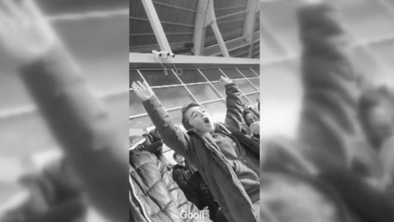 24Erzincanspor taraftarı çocuk tribünde kendinden geçti