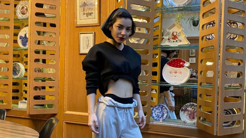 Merve Boluğur'un eşofman tarzı