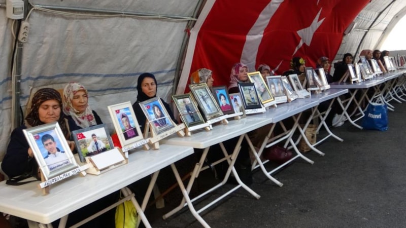 Evlat nöbeti bin 240'ıncı gününde