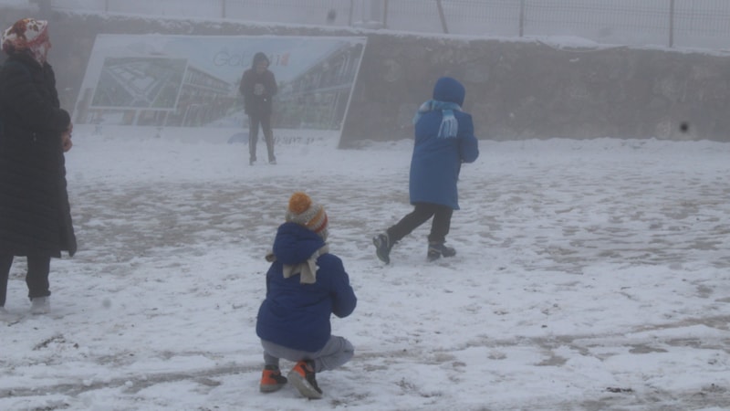 Kartepe'ye 5 santim kar yağdı
